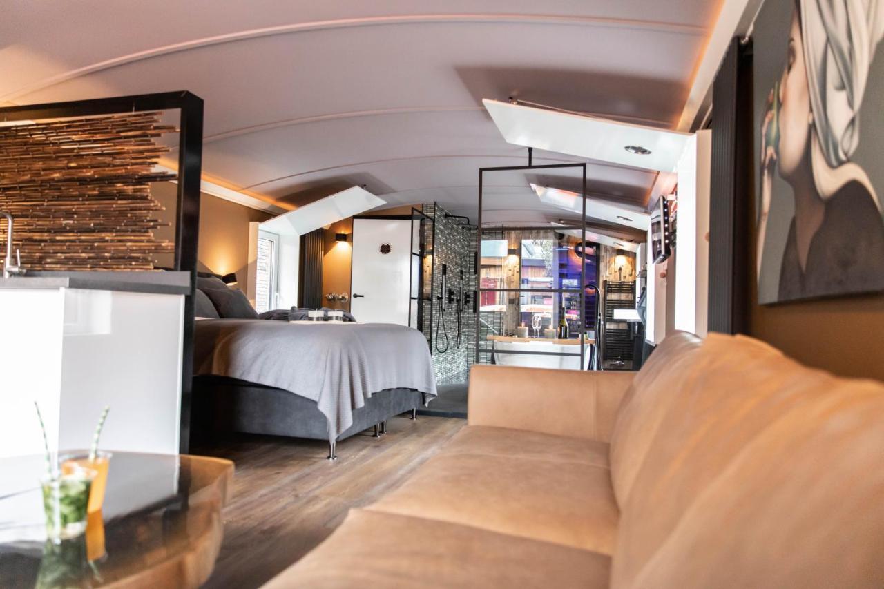 Wellnessboat De Michiel De Ruyter Hotel Groningen Bagian luar foto