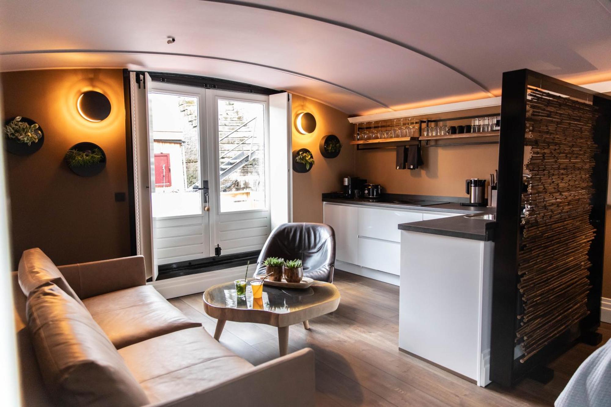 Wellnessboat De Michiel De Ruyter Hotel Groningen Bagian luar foto