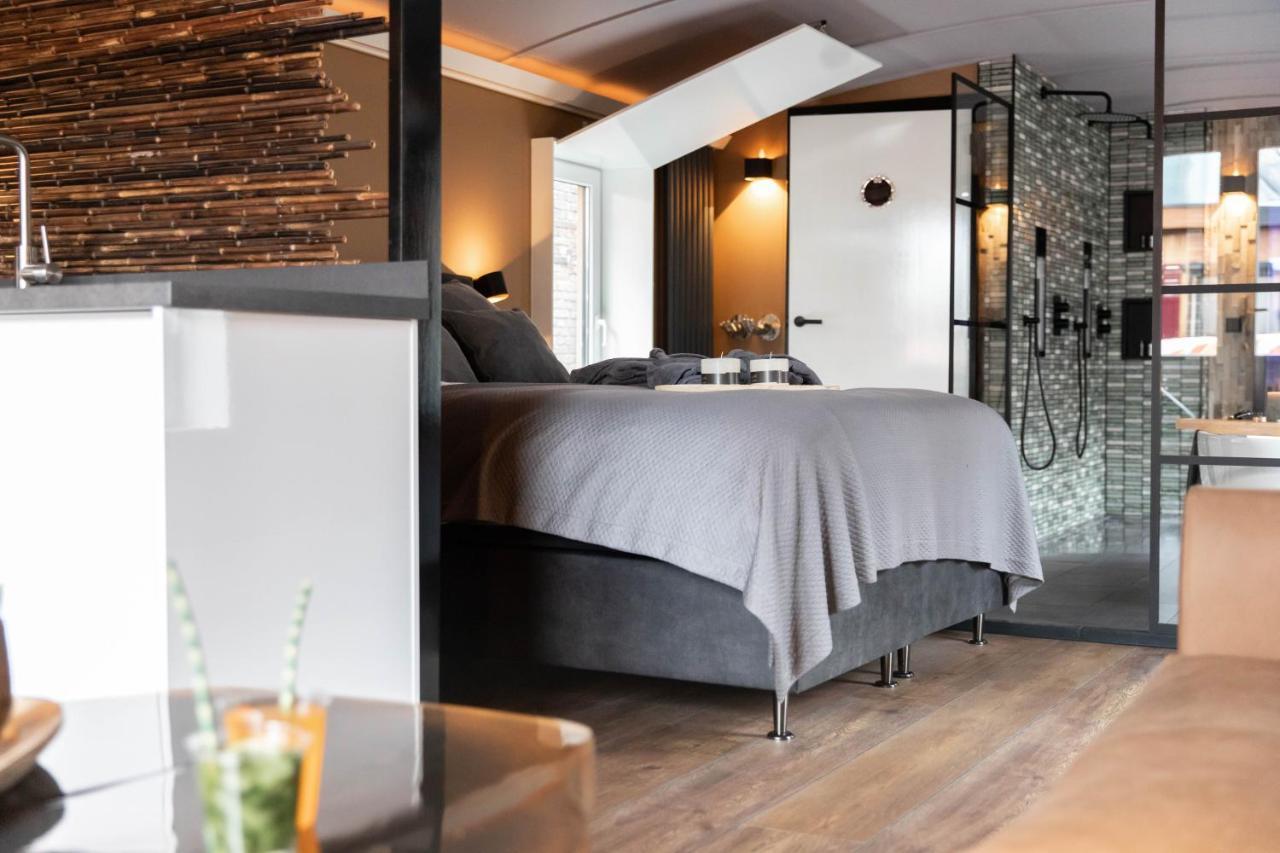 Wellnessboat De Michiel De Ruyter Hotel Groningen Bagian luar foto