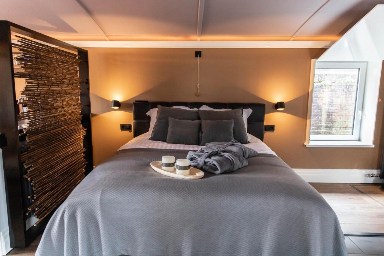 Wellnessboat De Michiel De Ruyter Hotel Groningen Bagian luar foto